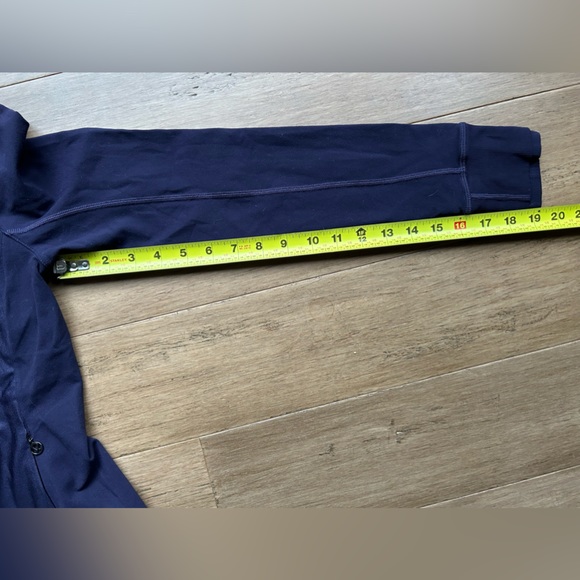 Lululemon Emerge Renewed Jacket - Picture 10 of 10